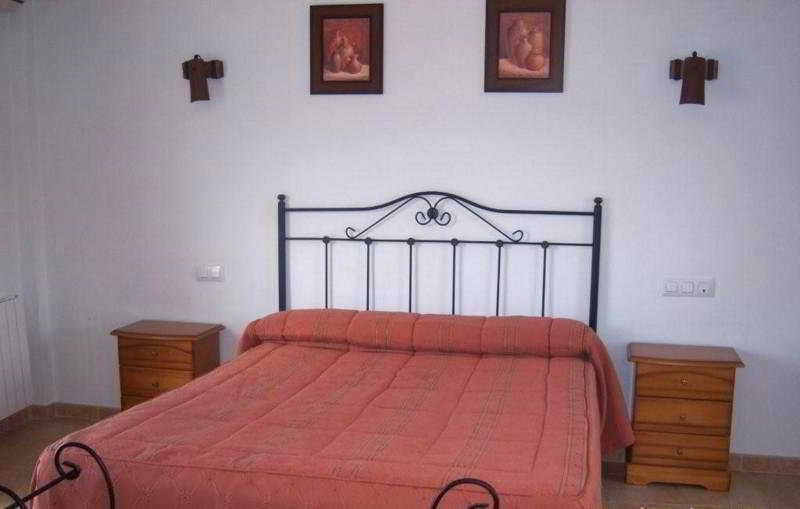 Hotel Juan Francisco Güéjar Sierra Szoba fotó